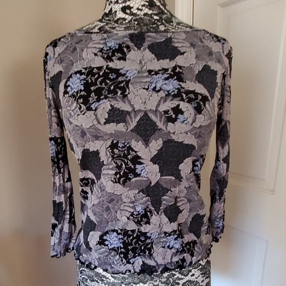 Apostrophe Tops - Apostrophe grey & blue floral top, size S